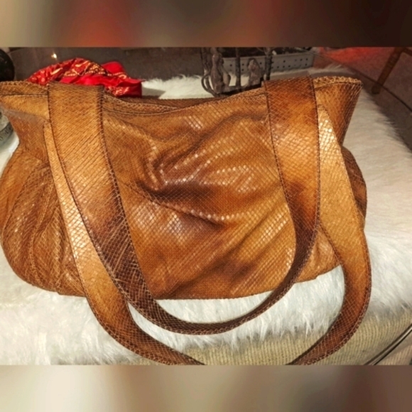 Jenrigo Italy Vintage Distressed Snakeskin Embossed Leather Shoulder Bag - Picture 13 of 15